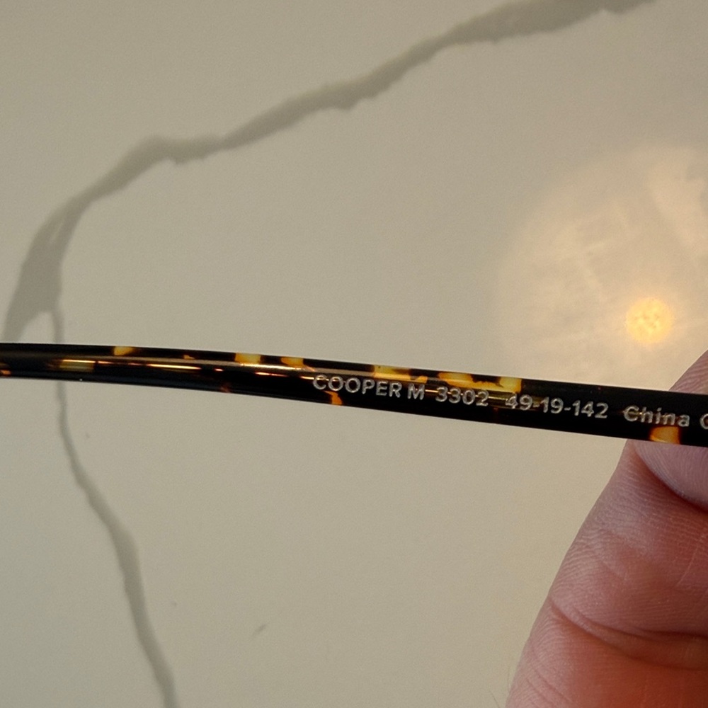 Warby Parker Cooper Round Tortoiseshell Sunglasses with Gold Bridge - Picture 2 of 4